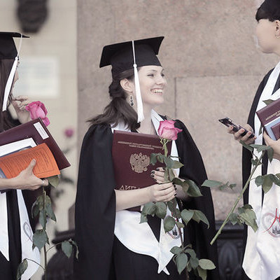 Диплом как сакральный символ