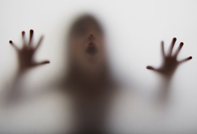 Как помочь ребёнку, над которым издеваются дома?