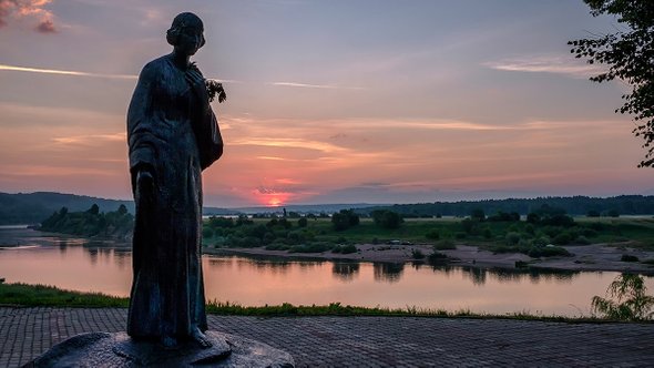 Памятник Марине Цветаевой / Фото: Shutterstock (My September)
