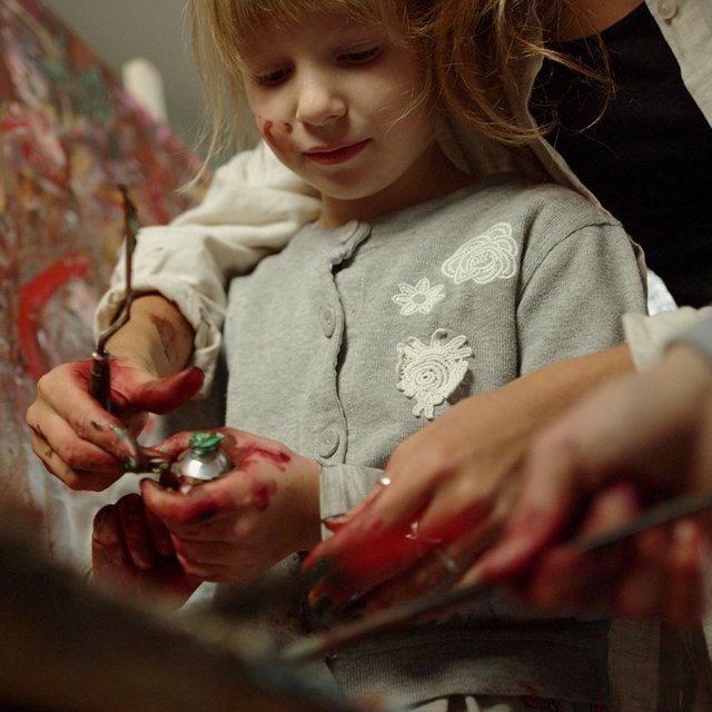 Обязаны ли педагогу школы искусств доплачивать за работу по воскресеньям