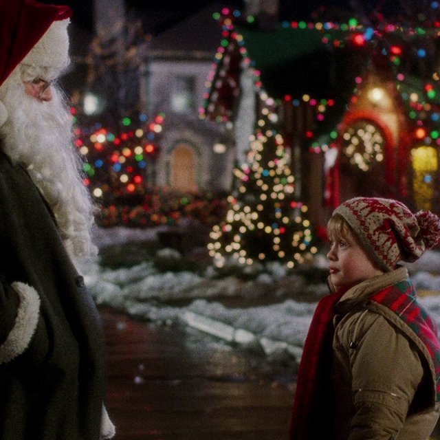 «Реальная любовь», «Один дома» или «Морозко»: как хорошо вы помните лучшие новогодние фильмы?