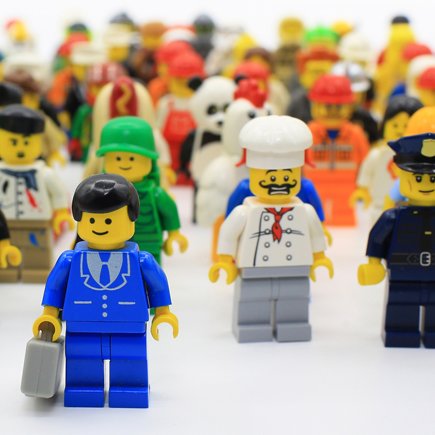 "Мне интересно сразу всё, это нормально?"