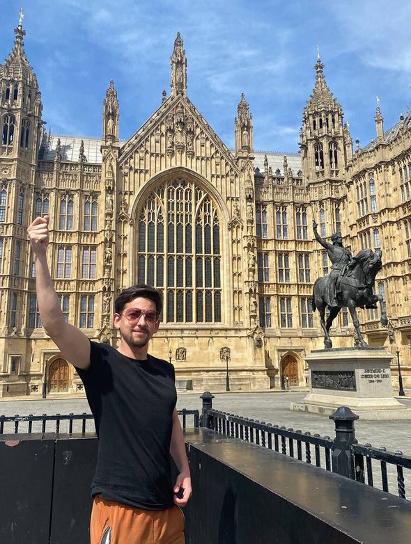 Преподаватель-аниматор Камиль Ерназаров