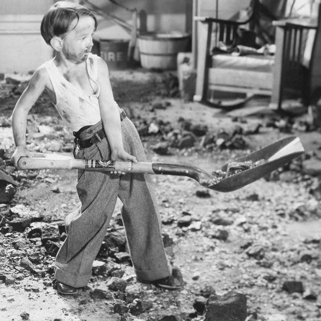 Мне 16, хочу устроиться на работу: как это правильно оформить?