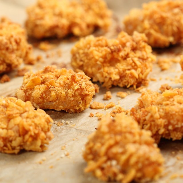 Рецепт полезных наггетсов: вкус как в фастфуде, но без единой капли масла
