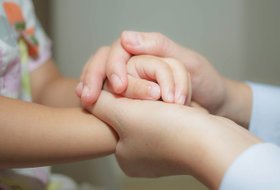 Обложка «Не знаю, как тебе сказать»: как обсуждать с ребенком сложные темы