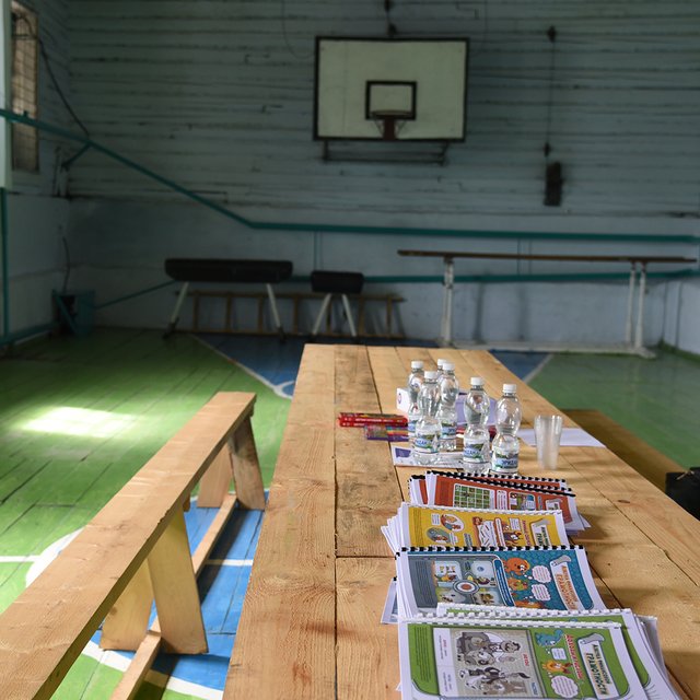 «Было холодно, сажа и копоть на стенах». Школа в языческой деревне Республики Марий Эл: кто и как помогает ей жить