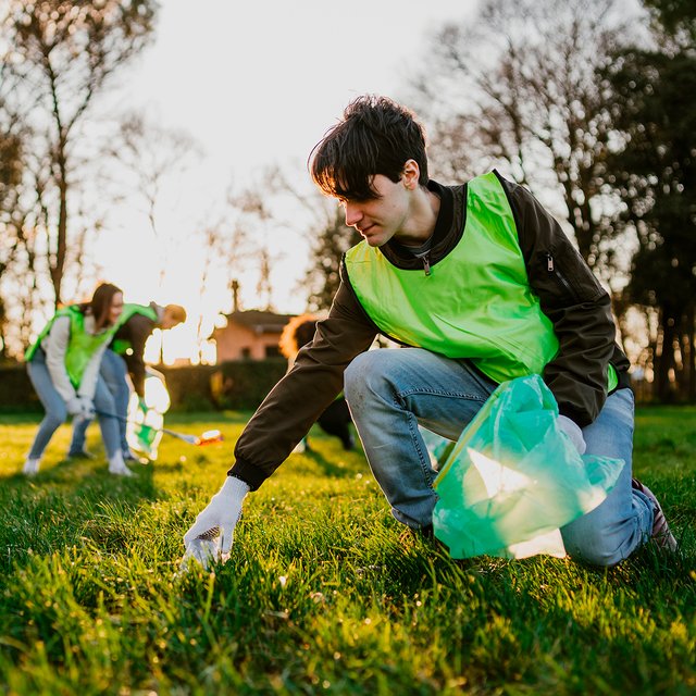Что такое «Обучение служением» — новый обязательный курс, который появится в российских вузах в 2023 году
