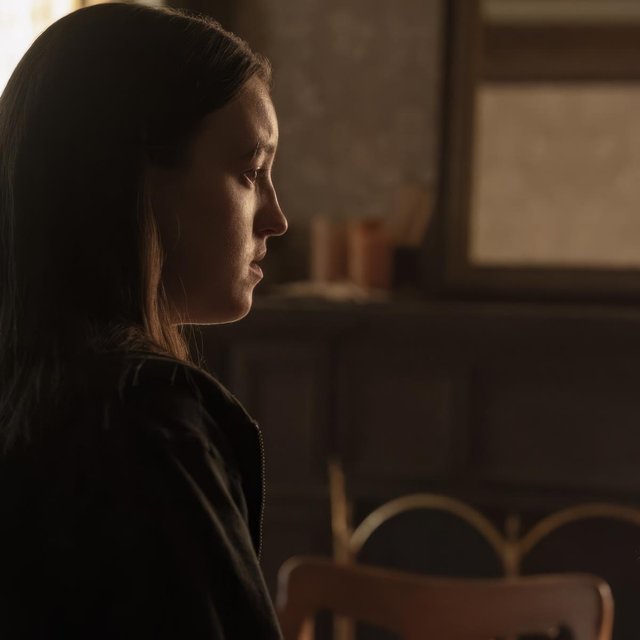 Смотреть без детей: 8 отличных сериалов на майские