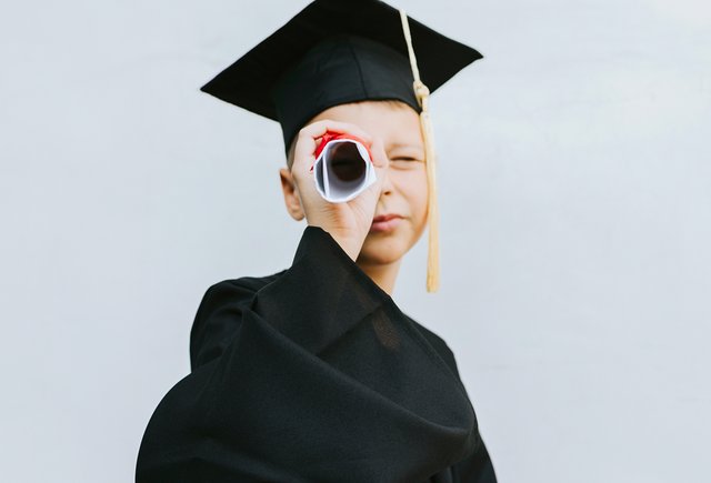 Выбрать вуз, написать ВПР, стать продуктивнее и не сойти с ума – что психологи и педагоги советуют родителям и детям