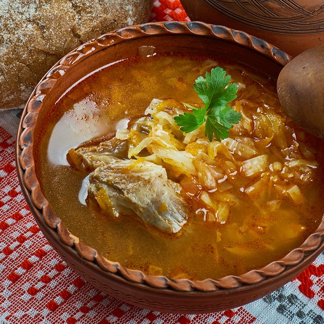 Рецепт старорусских щей с секретным ингредиентом: они понравятся даже детям, которые ненавидят капусту