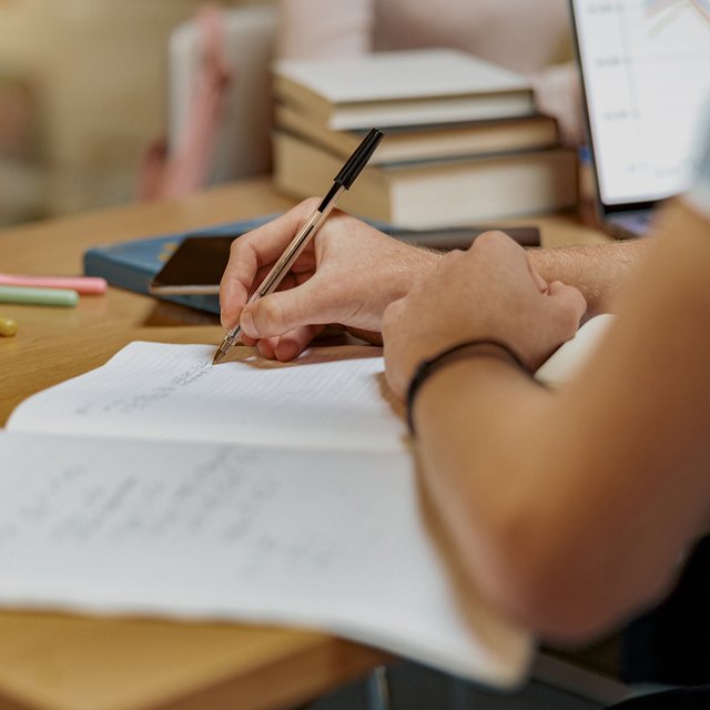 «Такой вариант лучше стандартного». Как можно изменить подготовку к ЕГЭ в школе