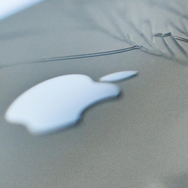 Родители отказываются покупать мне новый смартфон, а мой уже еле дышит: что делать?