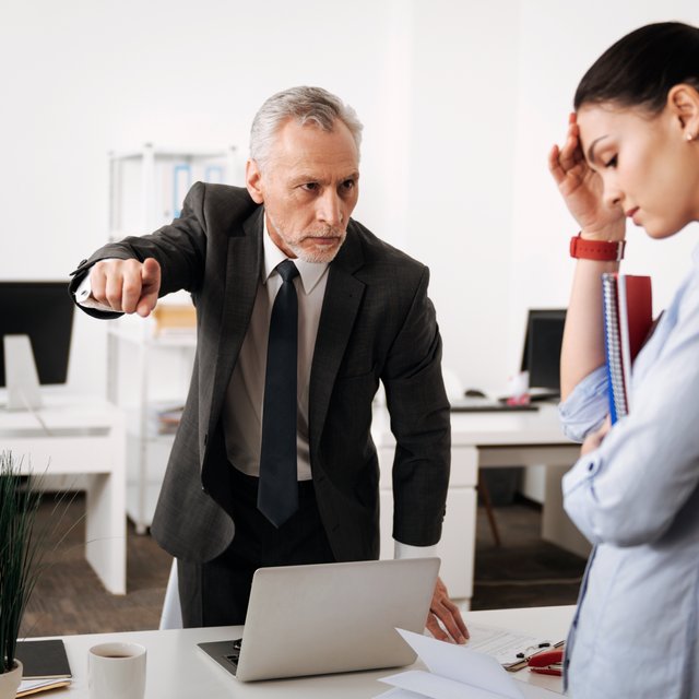 У меня конфликт с преподавателем, которому скоро сдавать экзамен. Что делать?