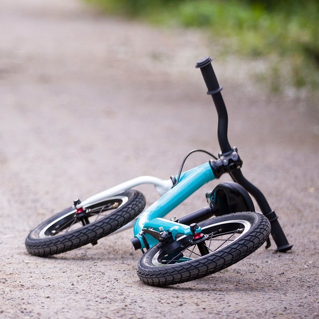 Ребёнок сваливает вину за проступки на других: почему он так себя ведёт