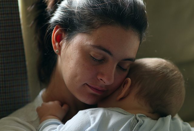 "Ну ты себя, конечно, запустила". Как матерям избавиться от чувства вины – вообще за все