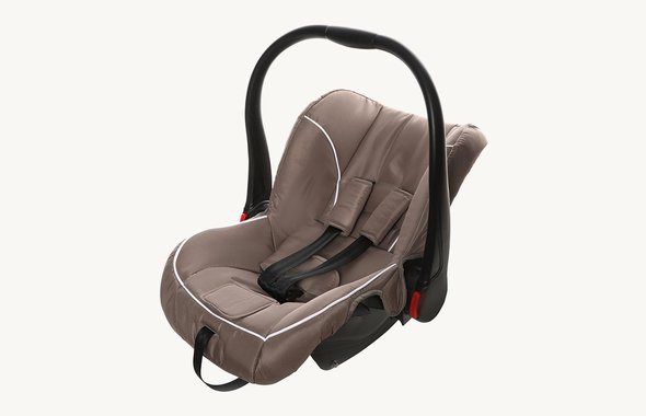 Автолюлька. Правила перевозки детей на автомобилях в 2025 году: штрафы и изменения