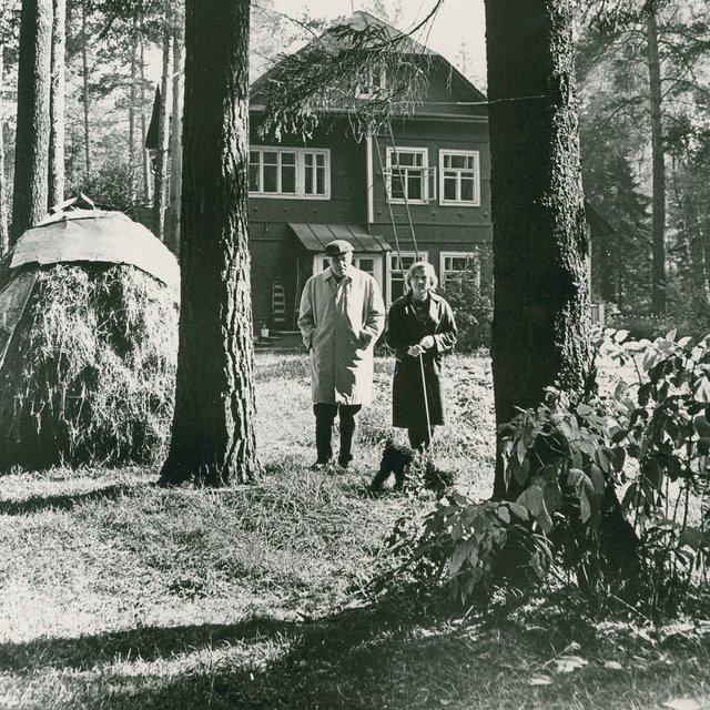 «В комнатах стояли нары». С чего начинались писательские дачи в Переделкине