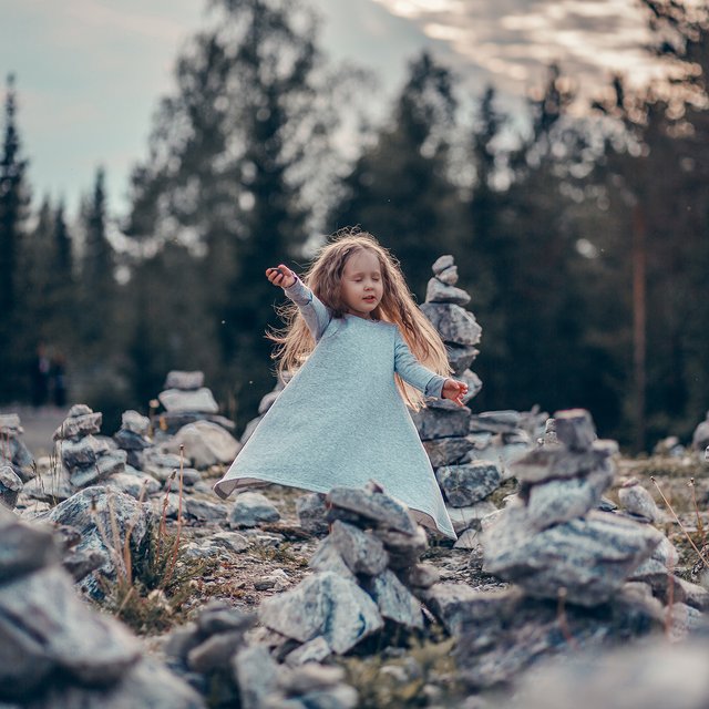 Американские горки на воде, морошка и киты: зачем ехать с детьми в Карелию и что там делать