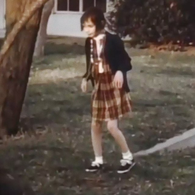 «Мир никогда не поймёт»: история Джини Уайли, девочки, которую отец 13 лет держал взаперти