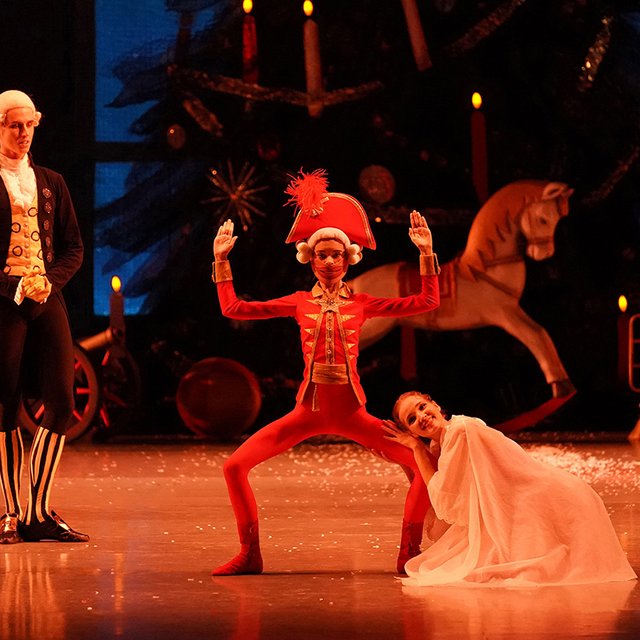 10 классных "Щелкунчиков" в российских театрах. Билеты на них еще можно достать!