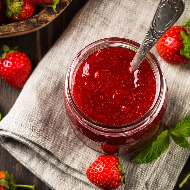 3 рецепта быстрого варенья к завтраку: оно готовится 5 минут, как раз пока жарятся сырники