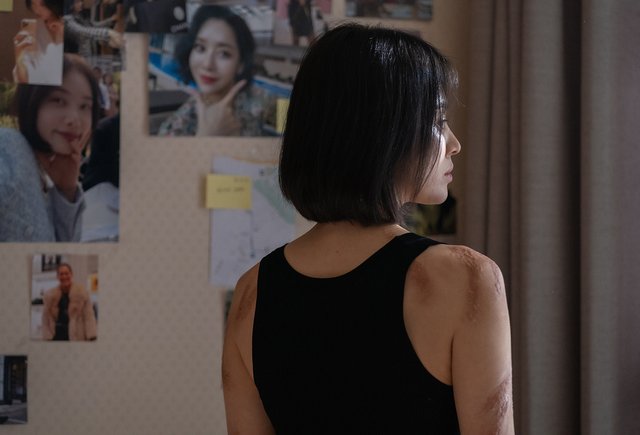 Керемет жезөкшеге ренжіді Ворониный секс-пародия сериясы