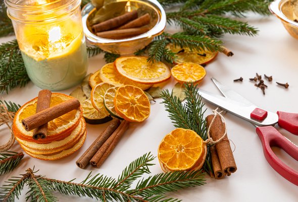 7 идей как украсить дом: не только дождик и мишура, Ароматная гирлянда