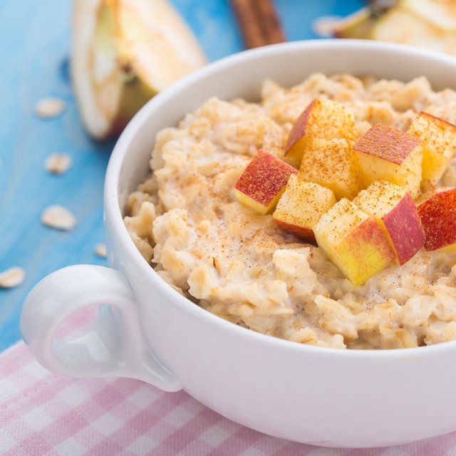 Опять каша: 4 рецепта идеальных завтраков — и все без комочков