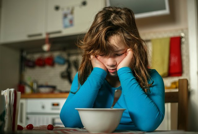 Что делать, если подросток постоянно отказывается от еды