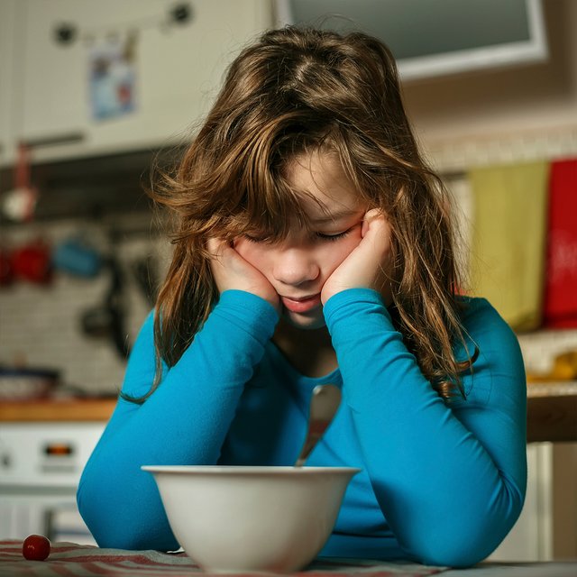 Что делать, если подросток постоянно отказывается от еды