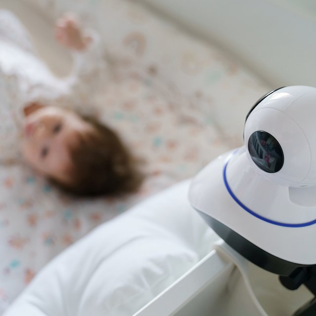 "Мама, я слышу странные голоса". Как пранкеры взламывают домашние камеры и пугают детей