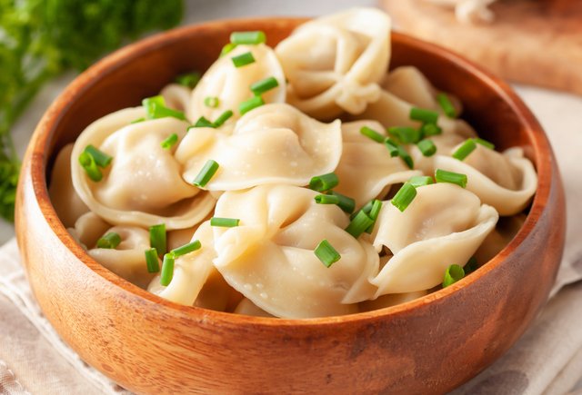 Домашние пельмени: лепим сами, лепим с детьми, лепим лучше всех