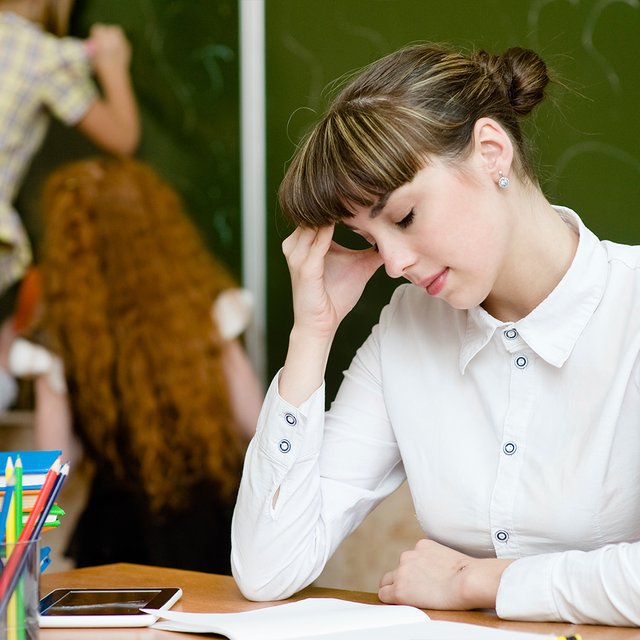 Перегрузка и цинизм. Как учителя справляются с выгоранием