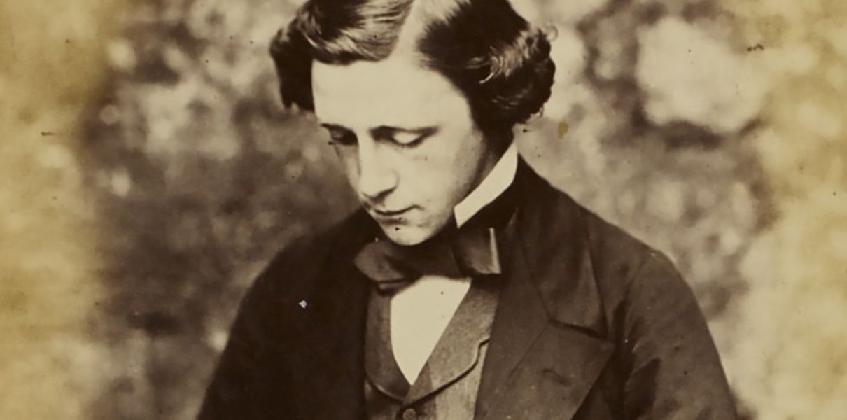 7 неожиданных фактов из биографии Льюиса Кэрролла