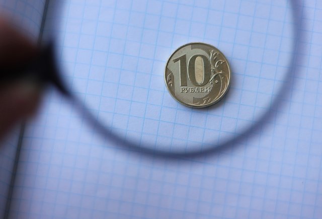 Веду платные занятия в школе и получаю всего по 30 рублей с ребенка: это законно?