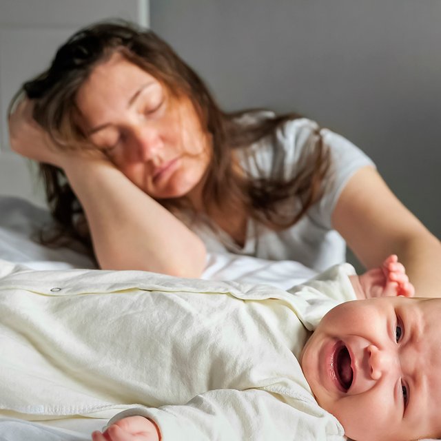 Почему ребёнок спит по 20 минут и другие вопросы о детском сне — с ответами сомнолога