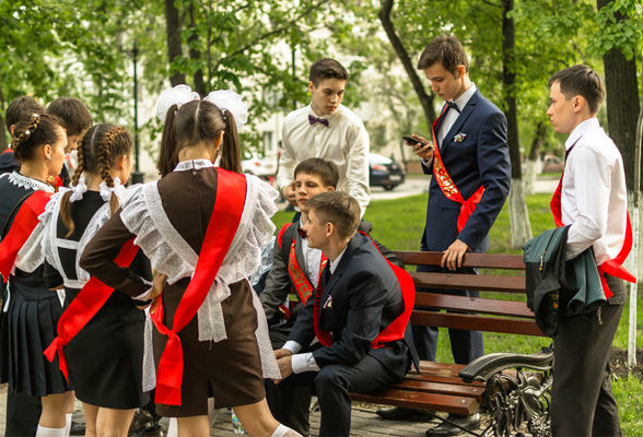 «Школа должна
знакомить
с профессиями,
а не раздавать
сотни тестов»