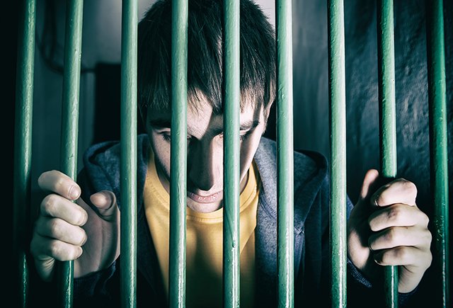 Почему дети-аутисты оказываются в тюрьме, если школе на них плевать