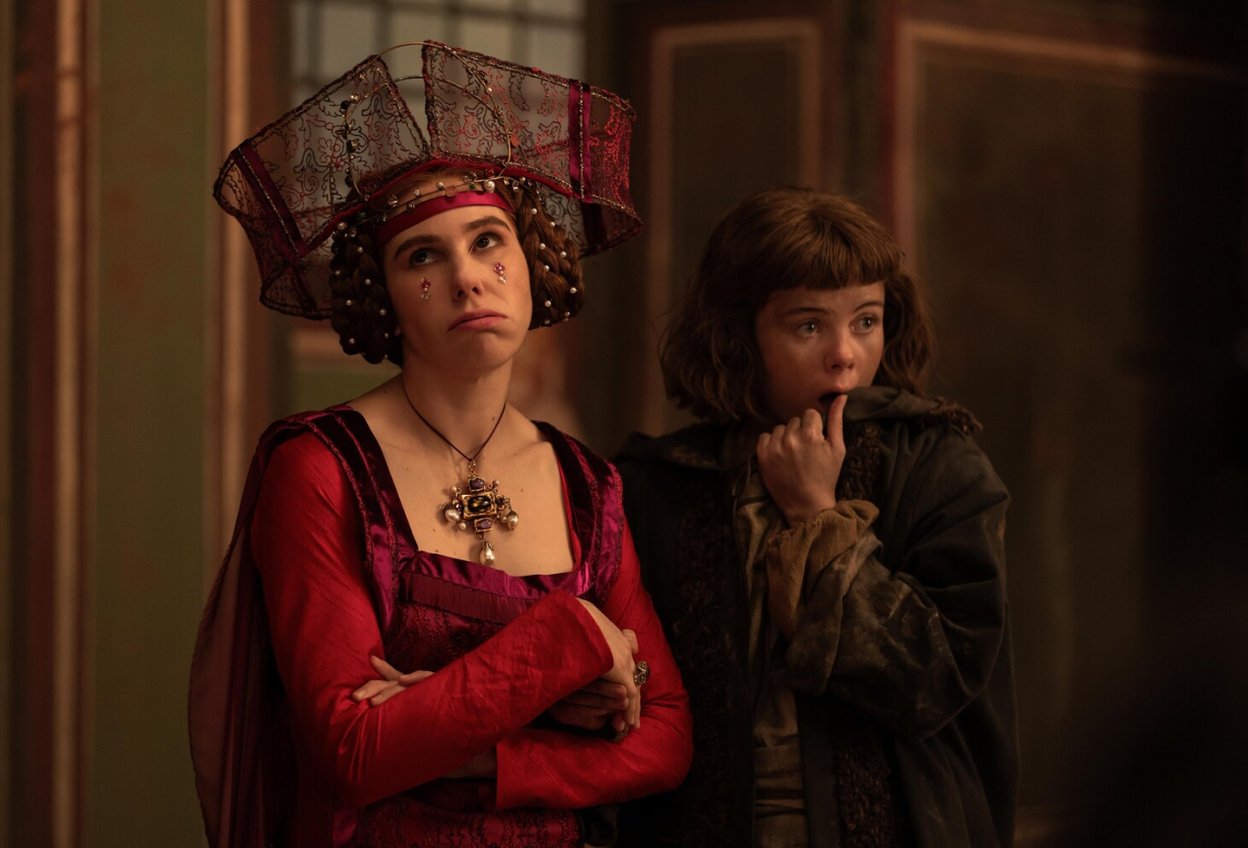 Что посмотреть: кадр из исторического сериала «Декамерон» (2024)