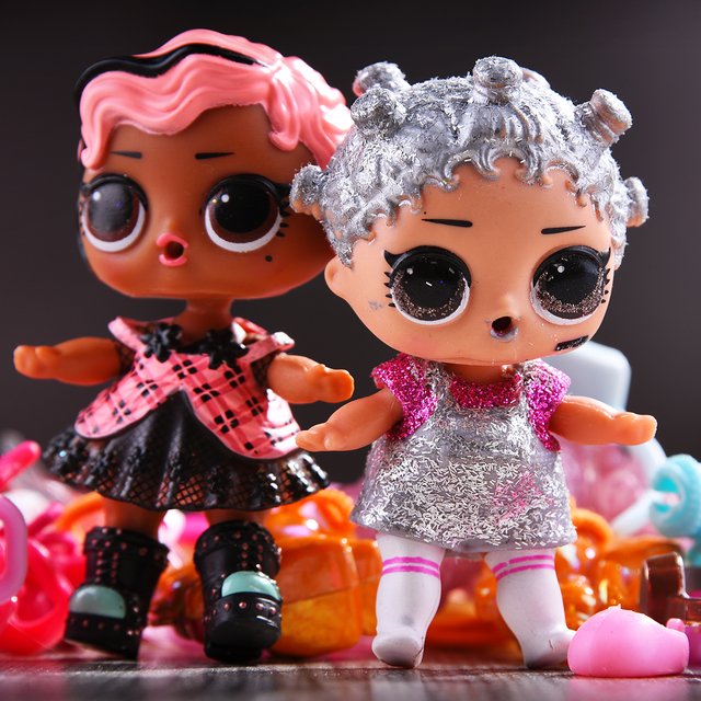 Почему родителей бесят куклы L.O.L.: зависимость, пластик и намеки на секс