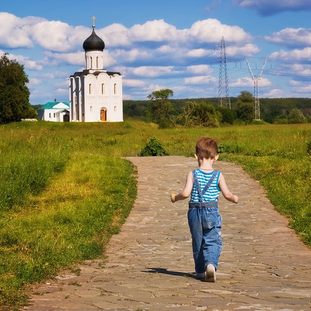 «Святой Дух — это что?»: 10 детских вопросов священнику