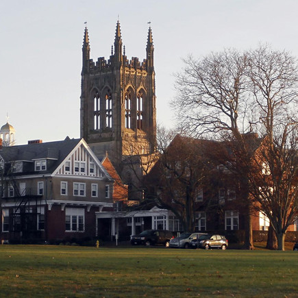 В американской частной школе 40 лет скрывали случаи насилия над учениками