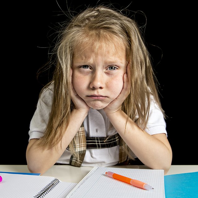 «Будет совсем темно — вырви сердце». Почему школа заставляет детей страдать