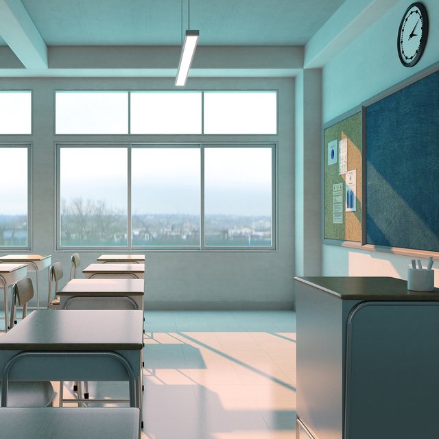 В школе нет учителя математики, уроки не проводят: скоро экзамены, что делать?