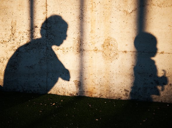 «Раньше пеленки руками стирали, а у тебя машинка. От чего ты устала?»: 5 стереотипов о материнстве, с которыми давно пора попрощаться