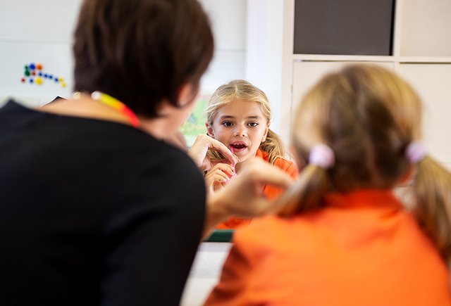 Советуют отдать ребёнка в логопедическую группу, но я не хочу. Что делать?