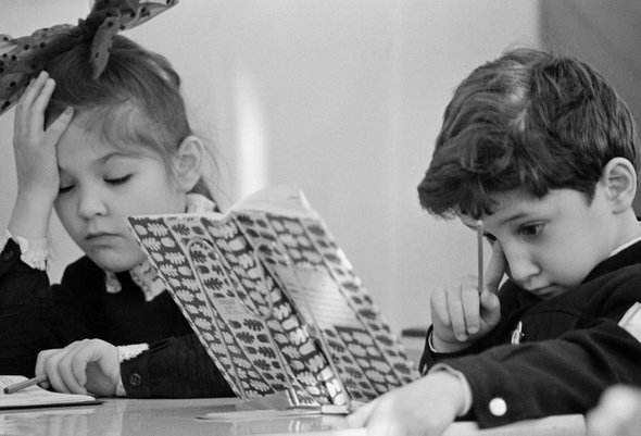 Можно ли первокласснику не ходить на классные часы?