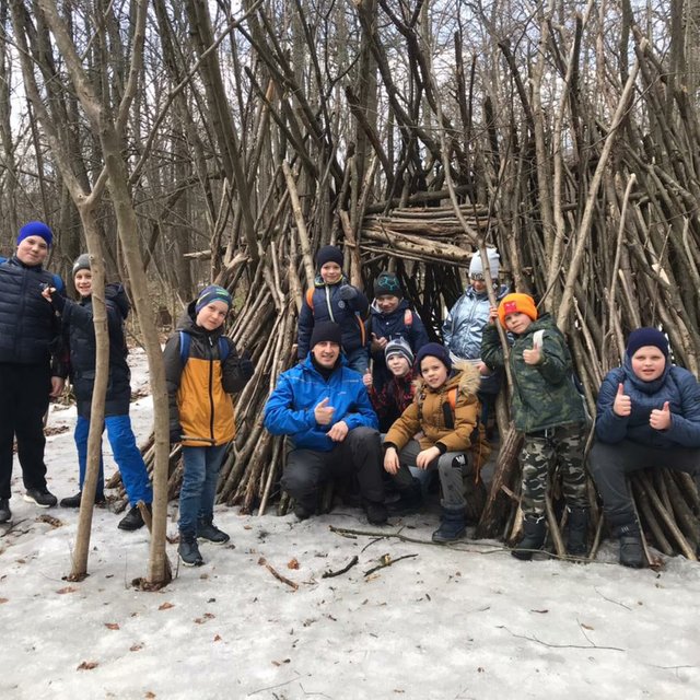 «Болевой захват на мизинец». Как и чему бывший омоновец учит четырёхлеток (и не только) в своей школе