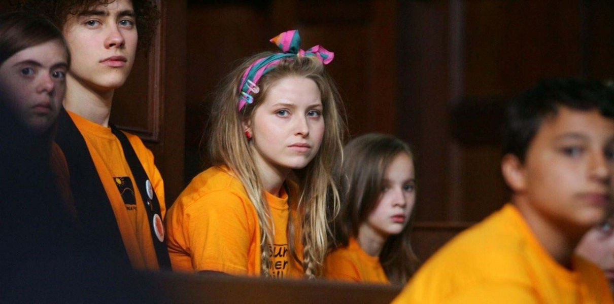 «Руководство взрослых превращает детей в роботов»